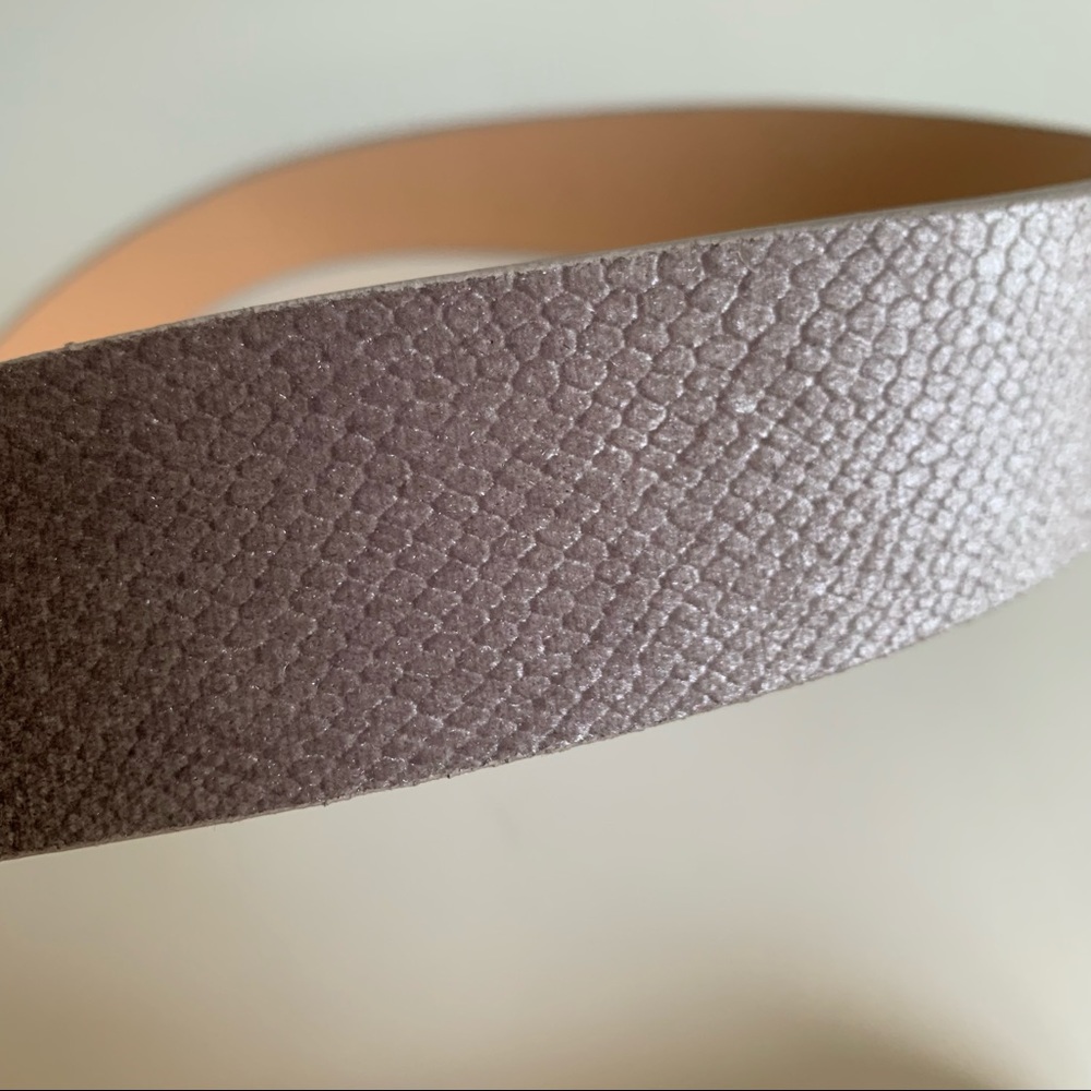 Snake print embossed velvet belt Buckle lilac - Picture 5 of 10